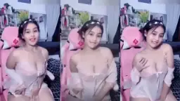 Dara Aulia Live Hot Menggoda Dan Menggairahkan