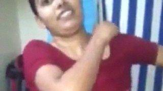 Video Gadis Andhra Bugil Berdandan
