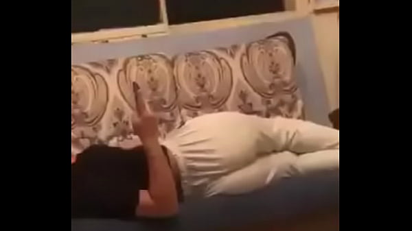 Tango Panas: Gerakan Menggoda Di Lantai Dansa