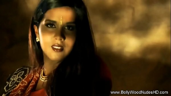 Skandal Malam Sang Putri India Yang Menggairahkan