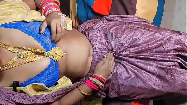 Bhabhi Baru, Tahun Baru, Video Pertama Panas, Gaad Ki Choda, Desi India, Audio Hindi Terbaik