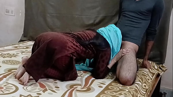 Priya Bhabhi Panas Di Kamar, Ngentot Sampai Meleleh Di Musim Dingin