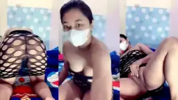 Masturbasi Sayangku Telanjang Dengan Baju Jaring Yang Menggoda