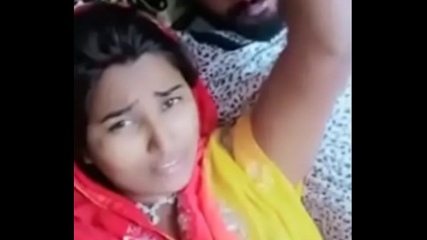 Gadis Seksi Desi Yang Menggoda