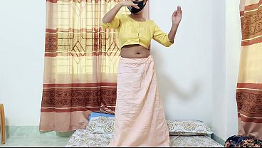 Tarian Erotis Gadis Desi Telanjang Dan Menggoda