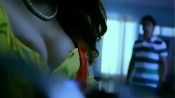Desi Bhabhi Goyang Hot, Romantis Tapi Mesra Dan Menggoda