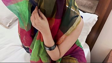 Desi Bhabhi Bergoyang Pantat Besar, Anal Bikin Hamil Gara-gara Dihardcore