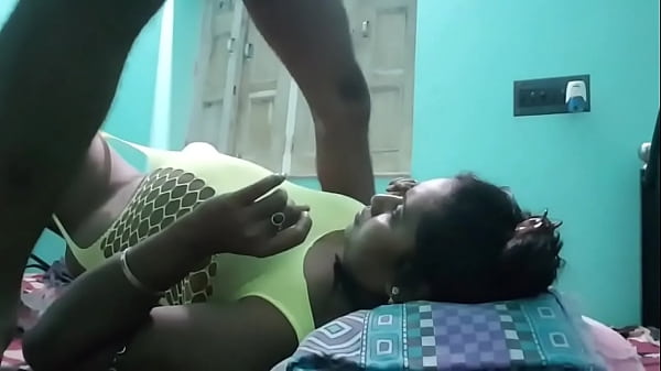Goyang Mulut Bhabhi India Dengan Nafsu Liar