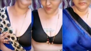 Cewek India Selatan Pamer Tetek Desi Telanjang Di Depan Kamera