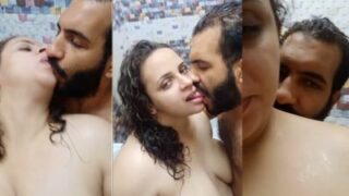 Video Mesra Panas Devar Dan Bhabhi Di Kamar Mandi