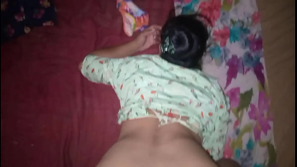 Desi Cewek Lagi Digebukin Sambil Ngeloyor