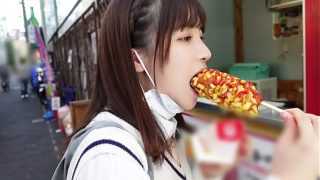 韓国好きな今どき女子高生と韓流デート、はみ出る陰毛がエロすぎる無処理マンコ。モチ肌が輝く美少女を奥まで激しくピストン、イキそうで思考停止寸前！