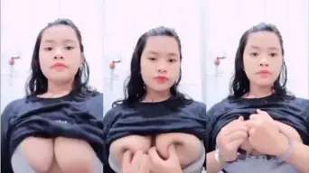 Abg Uting Coklat Lagi Mainin Toket Sendiri, Bikin Makin Tegang.