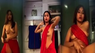 Cewek India Buka Saree Di Video Telanjang Desi, Bikin Makin Pengen.