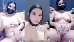 Maliss Omek Telanjang Bulat, Siap Digoda Liar