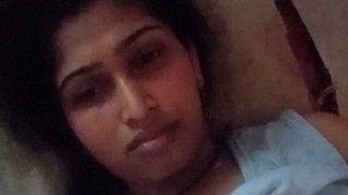 Tamil Cewek Seksi Rekam Video Bugil Buat Pacar, Bikin Ngilu