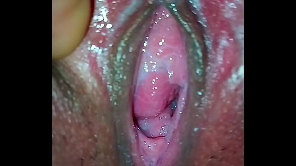 Suami Istri Ngewe Sampai Merem Melek, Kontol Gede Mlebu Memek Basah