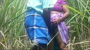 Desa Di India, Pasangan Bercinta Di Alam Liar, Panas Dan Penuh Gairah