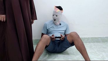 Desi Bhabhi Se Lete Hue Kamre Mein Devar Ke Saath Chudai