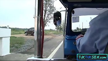 Ibu-ibu Thailand Amatir Digaet Dari Jalanan Terus Diajak Ngebut