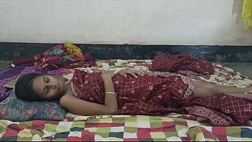 Desi Bhabhi Digauli Sama Tetangga Sampai Meringis
