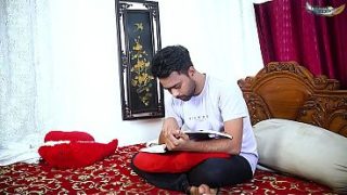 Ibu Tiri Montok Seksi, Crot Sama Anak Tiri Di Rumah Sepi, Film Penuh Bahasa Hindi.