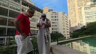 Sheik Árabe Virou No Brasil Na Copa, Junto Com O Guia Pegou As Torcedoras Brasileiras Do Hotel, Meteu No Rabo Das Vadias AtÉ Gritarem*completo No Red