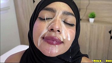 Cewek Hijab Abg Dihajar Kontol Sampai Crot Dimana-mana