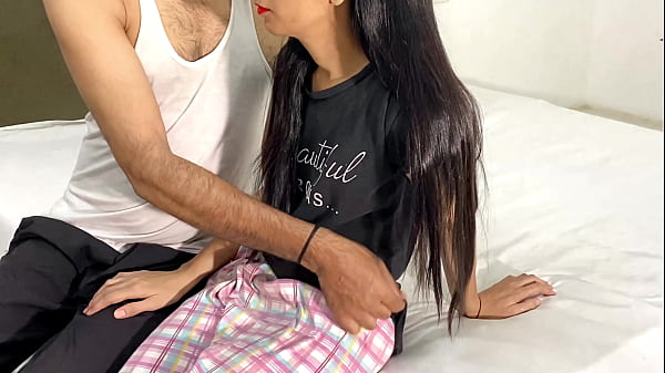 Desi Gadis Desa, Memek Sempit Kontol Gede Om-om, Video Panas Desa Bikin Ngaceng