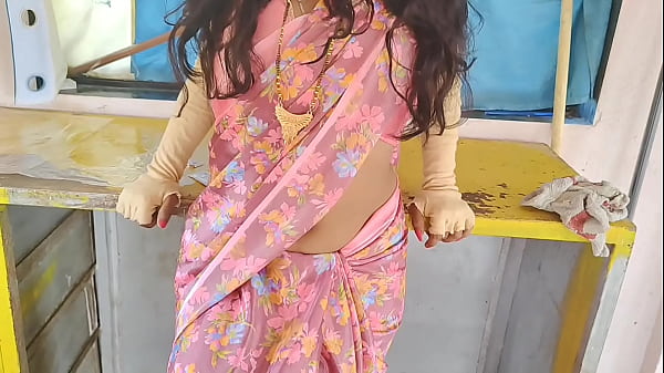 Kamarwali Bai Aur Ghar Ke Malik Ka Garm Desi Chodai