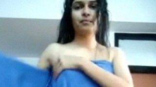 Cewek Kos Pekerja India Meghana Buka-bukaan Pamer Tubuh