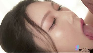 Cewek China Seksi Ban Ban Dientot Keras Banget Sampai Meraung.