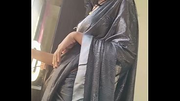 Shivani Bhabhi Ngentot Brutal Sama Temen Suaminya, Sange Abis.