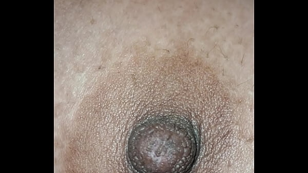 Desi Cewek Montok, Putingnya Ngaceng, Close-up Bikin Ngiler.