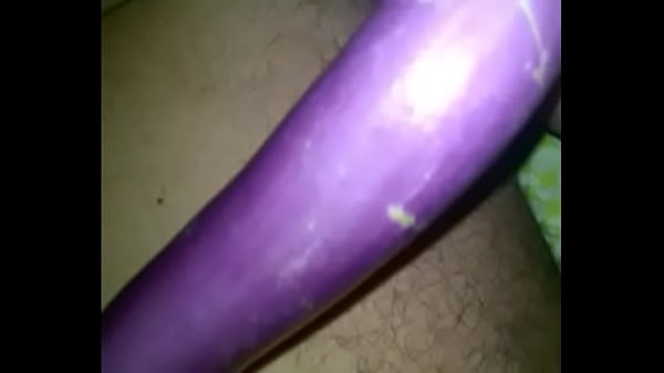 Shonu Si Indian Goyangin Kontolnya Yang Basah Kencang.