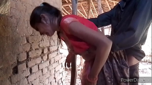 Desi Bhabhi Lagi Nungging, Kontol Keras Ngebor Tai