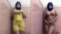 Jilbab Kuning Bugil, Bodi Sempurna Bikin Makin Liar.