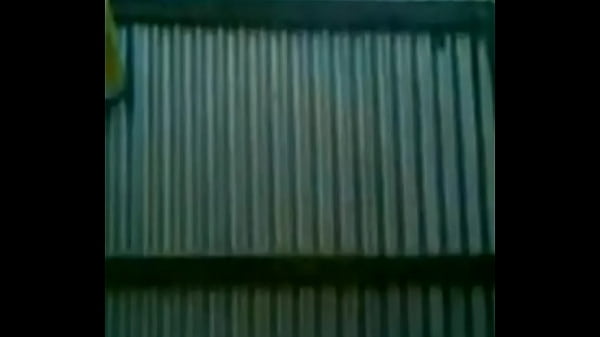 Desi Cewek Lagi Live Ngomong, Sambil Nunjukin Tubuh Seksi, Bikin Ngiler.