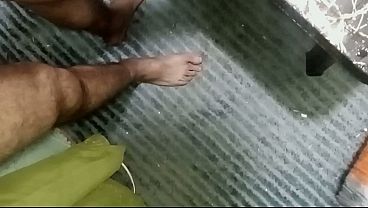 Ngentot Bertiga Arab, Kontol Besar Dijilat, Pantat Dibuka Lebar, Si Pasif Irak Digilir Dua Brengsek Saudi