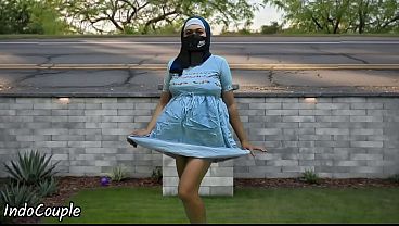 Hijab Mahasiswi Jogging Di Tempat Umum, Ngentot Bayar Kontan Biar Dapet Duit